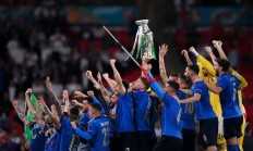 九游娱乐app-欧国联晋级战役激烈进行，胜负未定的简单介绍