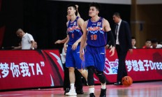 九游娱乐网站-紧张赛事引领激烈对决，全力争夺胜利