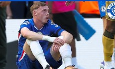 切尔西主帅遭解职，球队陷入危机