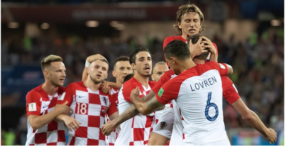 德国队在对阵瑞士队的比赛中险胜 德国队在对阵瑞士队的比赛中险胜