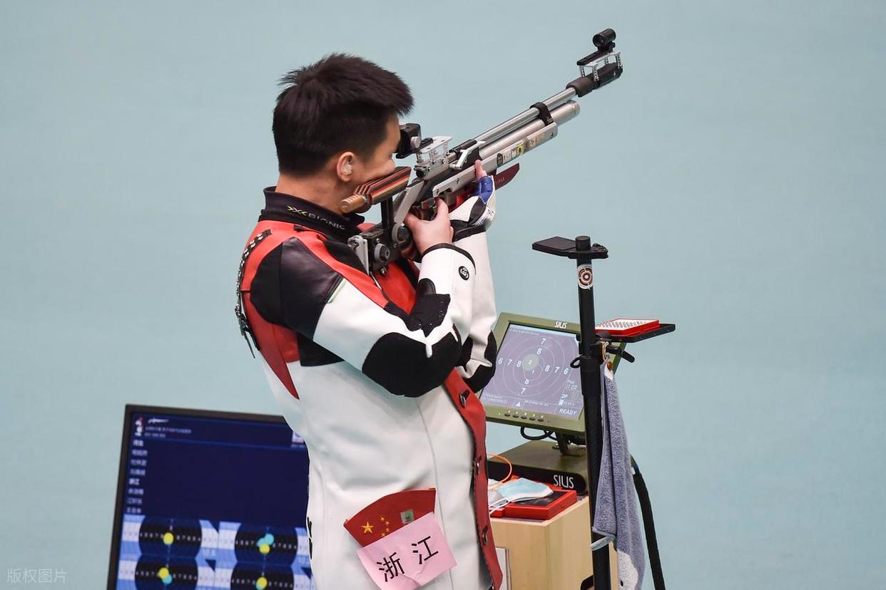 射击名将稳住心态,精准命中目标 射击名将稳住心态,精准命中目标