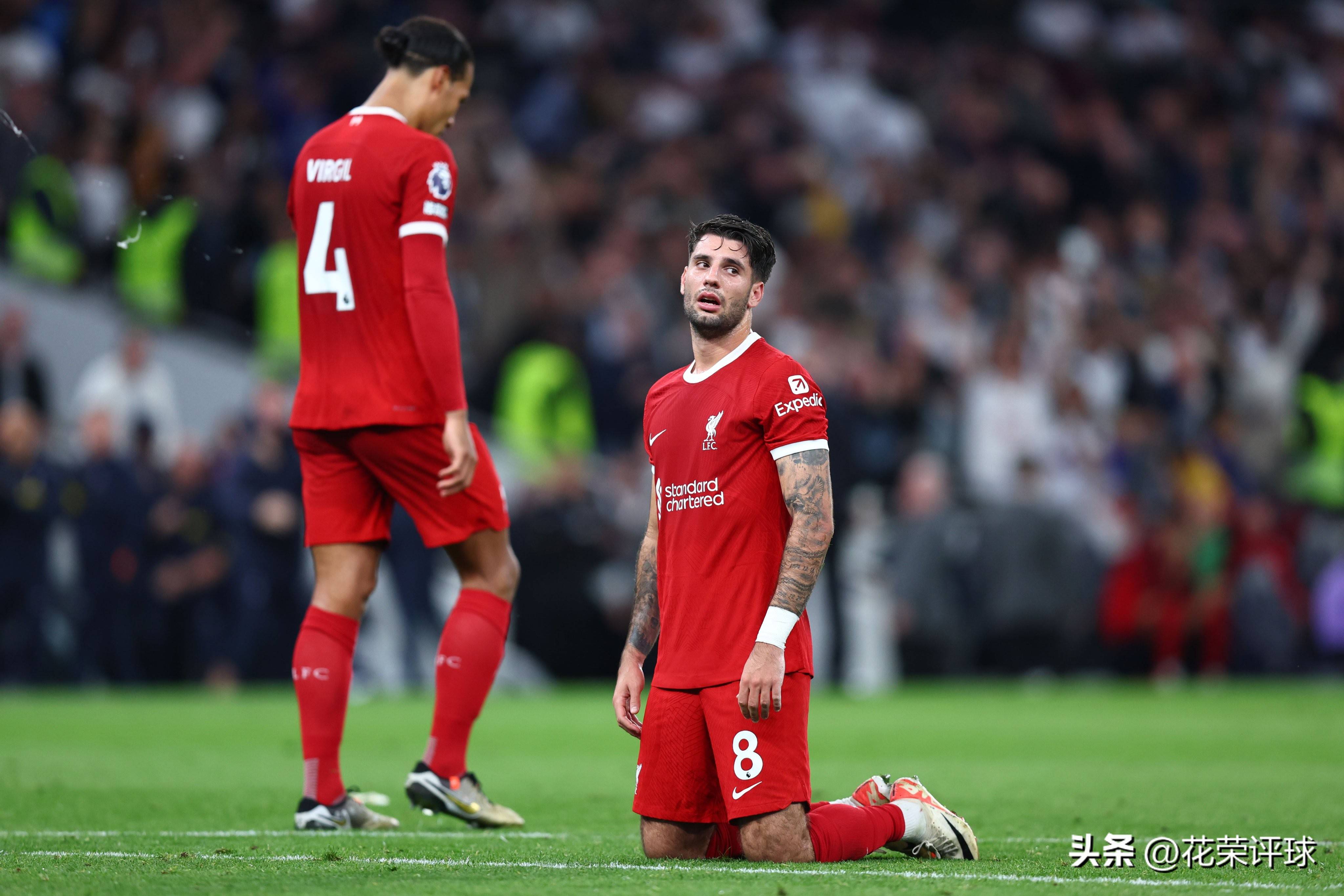 英超卫冕冠军赛季失利,球队战绩不尽如人意的简单介绍 英超卫冕冠军赛季失利,球队战绩不尽如人意的简单介绍