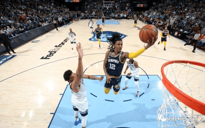 快船轻取森林狼，联手奏响胜利乐章