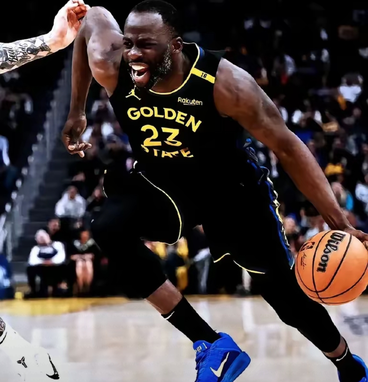 关于勇士惊险逆转夺胜，保罗受伤犹豫离场的信息