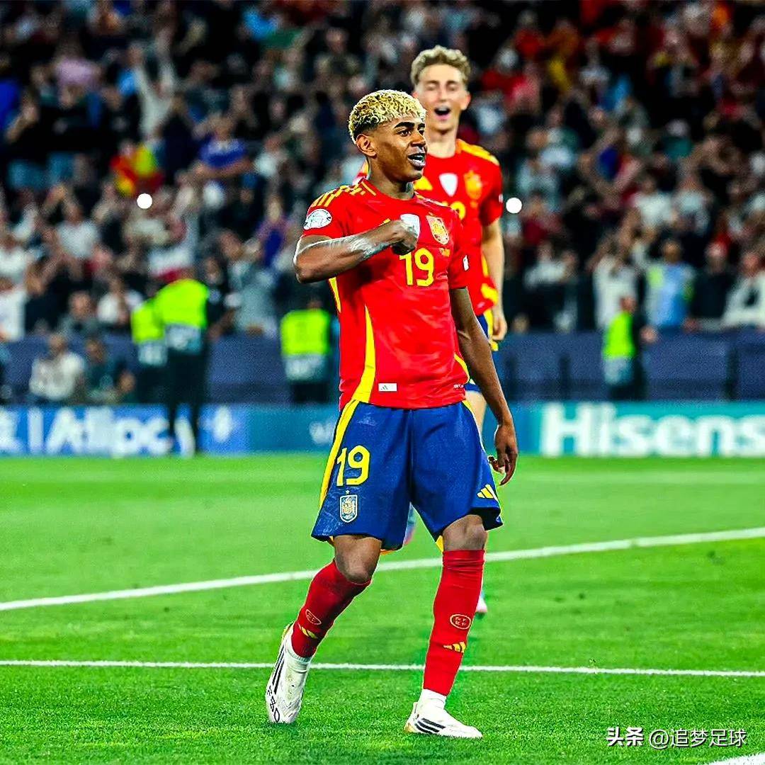 瑞典队壮怀激烈，成功晋级欧国联半决赛的简单介绍