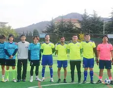 绿茵战场新篇章，激情碰撞充满悬念