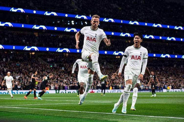 关于法甲联赛冠军决战逼近，劲旅集结扬帆的信息