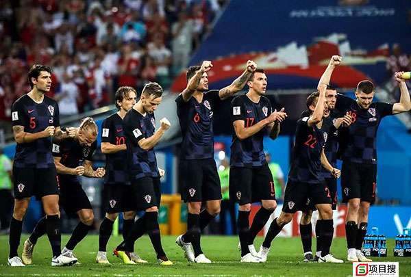 法国男篮再次逆袭，成功挺进四强的简单介绍